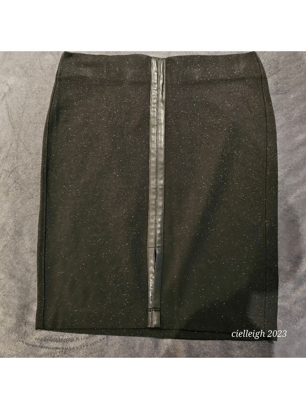 💥4 for $25💥 Joe Fresh Pencil Skirt